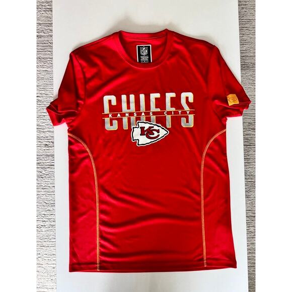 Kansas City Chiefs NFL Team Apparel Red T-Shirt – Men’s Medium - Picture 4 of 6